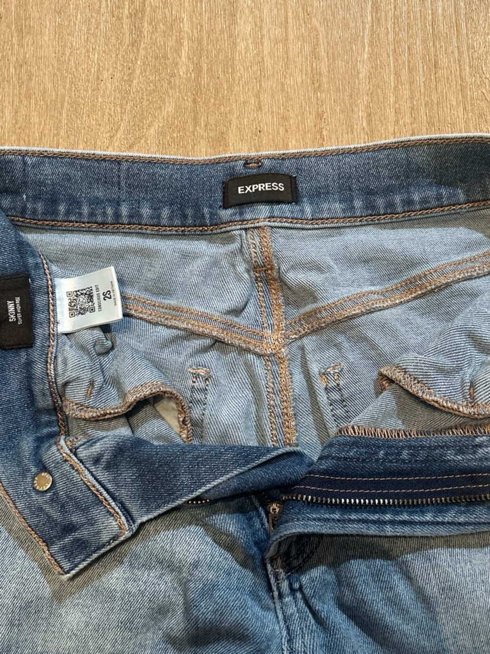 Express Skinny Super High Rise Jeans - Light Denim Blue